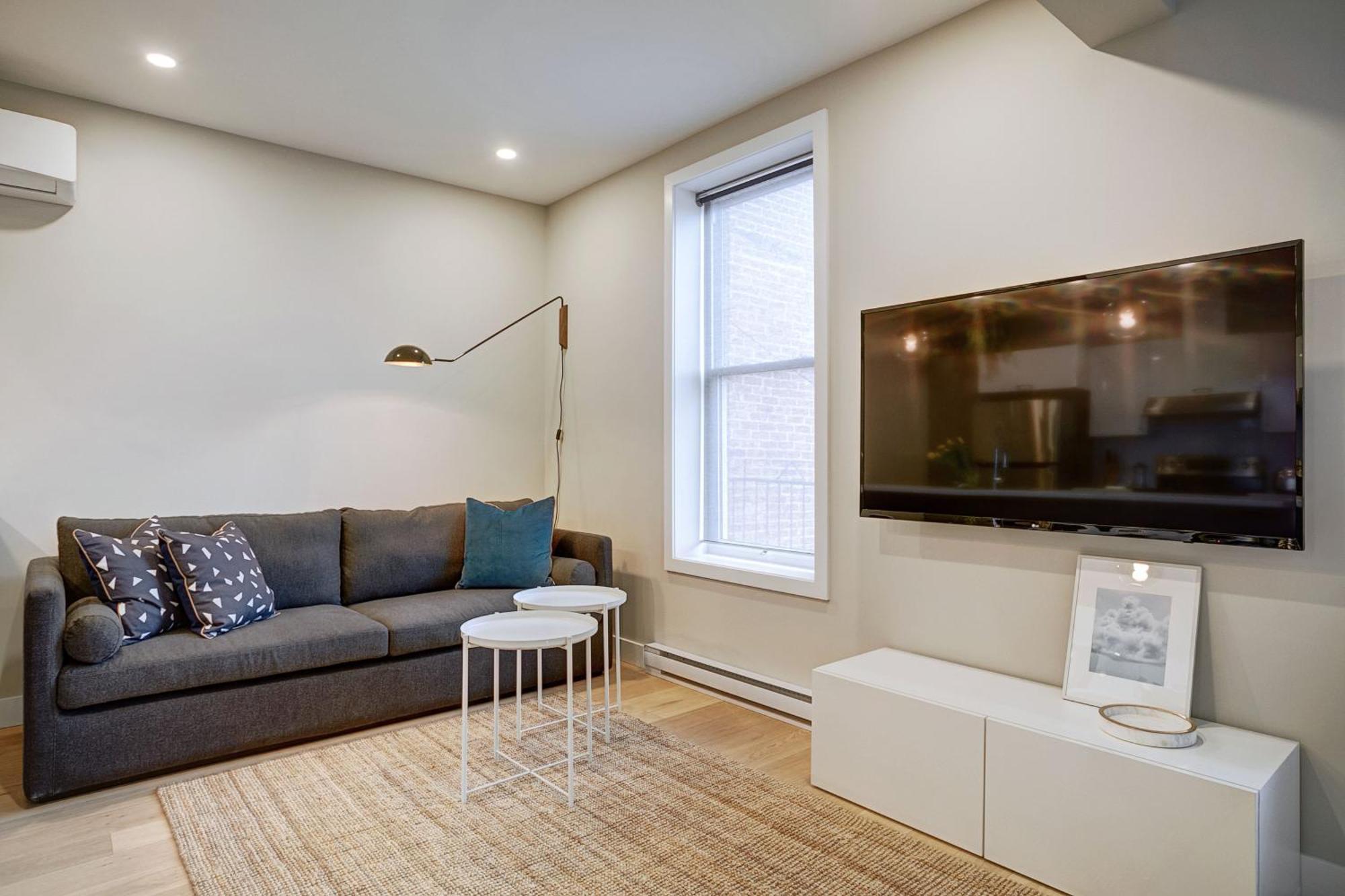 Appartement Explore From Sleek Contemporary By Den *